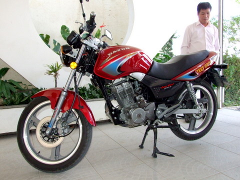 Moto chinesa que em breve estará sendo vendida aqui com preço bem melhor que as concorrentes
