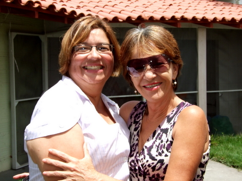 Eliane Menezes presidente do sindicado e Eluiza Elena colunista social