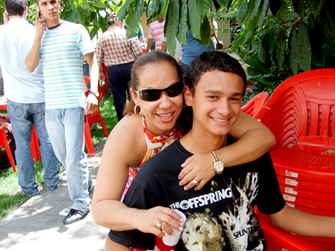 Ana L&uacute;cia Pimenta e Urbino Junior