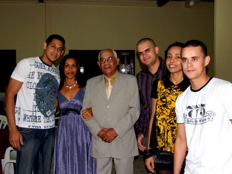 O presidente Alberto e fam&iacute;lia