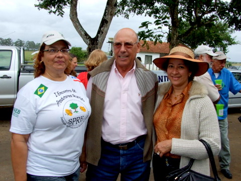 Eliane Menezes, Ant&ocirc;nio Pinheiro e esposa 