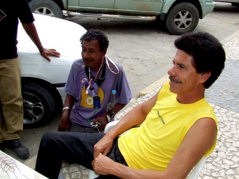 Aqui com o amigo Jos&eacute; Henrique Barbosa na rua 5 de novembro
