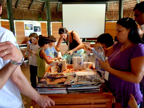 Trabalhos de reciclagem que foi apresentados na sexta-feira