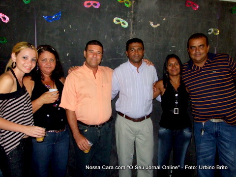 Prefeito Rielson Lima, com a galera de Uni&atilde;o Baiana