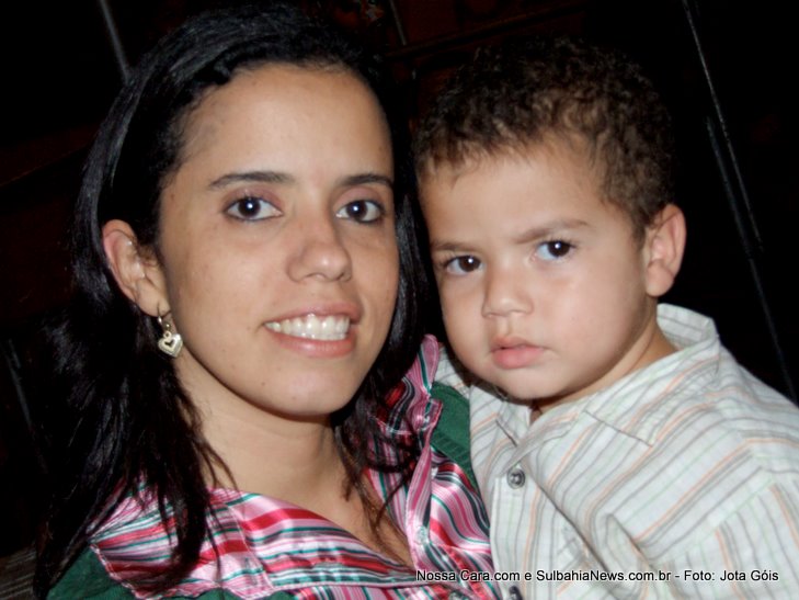 Vanessa Carib&eacute; com o filho Pedro Oswaldo
