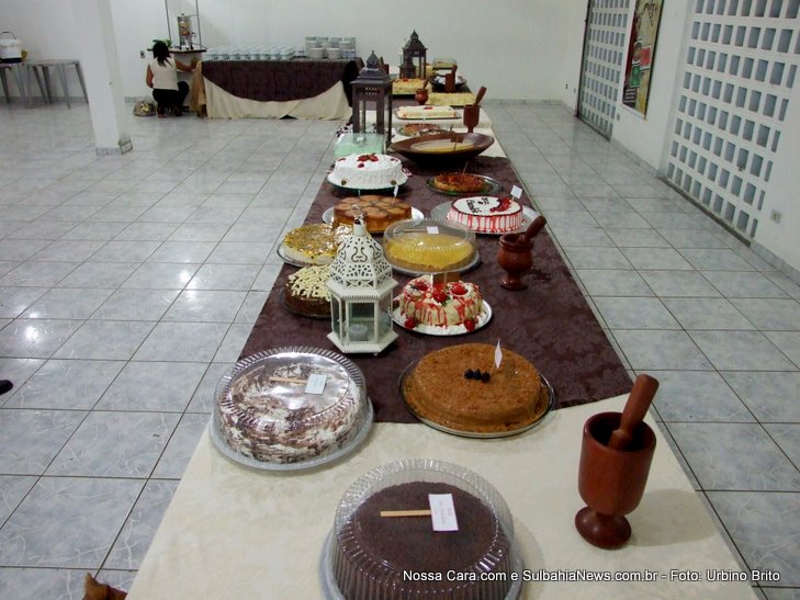Grande variedade de bolos e tortas cada um mais saboroso que o outro