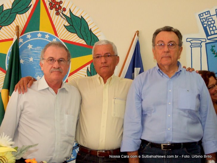 Edval Passos (superintendente do Sebrae - BA.), o prefeito de Itabela Osvaldo Carib&eacute; e Dr. Jo&atilde;o Martins (presidente da Faeb)