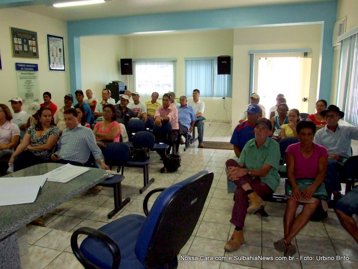 O audit&oacute;rio da C&acirc;mara Municipal de Itagimirim, ficou lotado de produtores rurais que vieram prestigiar a reabertura do Sindicato