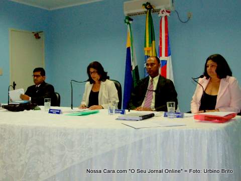 Mesa diretora da C&acirc;mara, da esq/direita Valdiram Marques, Carm&eacute;m L&uacute;cia (presidente), Ubaldo Suazart e Ruthe Contadora