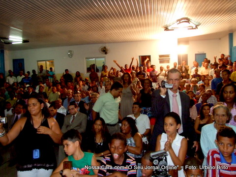 O p&uacute;blico jussariense lotou o audit&oacute;rio da C&acirc;mara para ver a cerim&ocirc;nia de posse