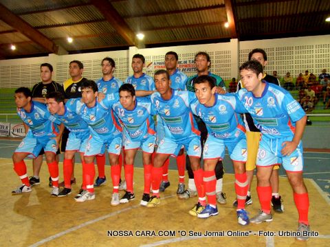 Sele&ccedil;&atilde;o de Teixeira de Freitas vicecampe&atilde;o do 1&ordm; Campeonato Tv. Santa Cruz de Futsal