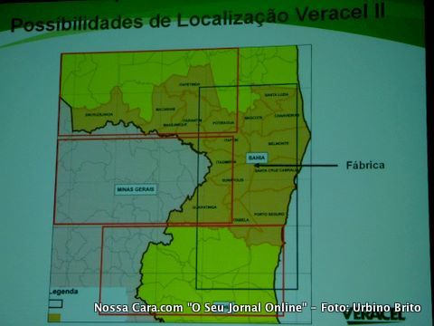 Ret&acirc;ngulo preto &aacute;rea original para plantio de eucalipto e em vermelho as prov&aacute;veis &aacute;reas de expans&atilde;o