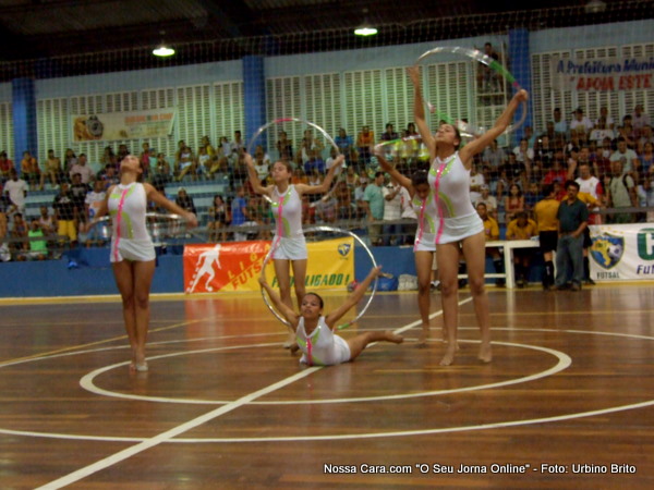 Apresenta&ccedil;&atilde;o da equipe Campe&atilde; Bahiana de GR da professora Adail Brito 