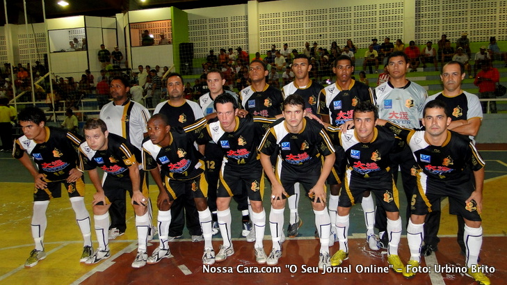 Equipe de Eun&aacute;polis que briga pelo Tetra Campeonato