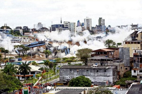 Implos&atilde;o do anel superior da Fonte Nova durou 17 segundos; durante