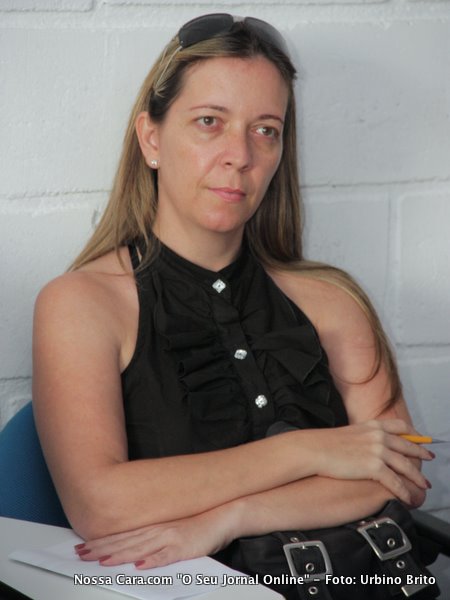 A engenheira c&iacute;vil Karen Daniele que tamb&eacute;m participou da reuni&atilde;o