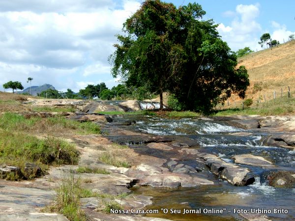 Segunda cachoeira de Monte Alegre que tamb&eacute;m &eacute; muito boa apesar do rio estar vazio.