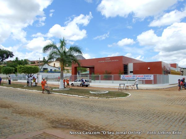 Este &eacute; novo F&oacute;rum de Gauaratinga um pr&eacute;dio amplo que prporcionar&aacute; conforto aos servidores e aos usu&aacute;rios