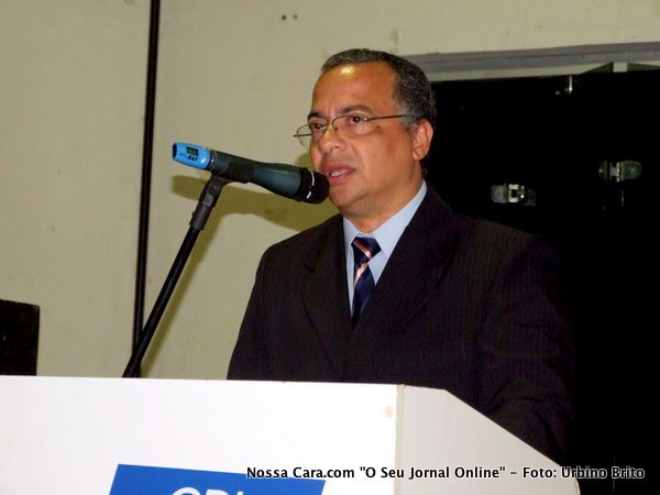 Paulo Henrique (o nosso Biguá) foi o mestre de cerimônia e também foi homenageado pelos 30 anos de rádio