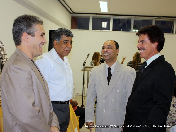 Mauro Borges, Dr. Max (camisa clara), Dr. Jo&atilde;o Alves Neto e Dr. Jos&eacute; Henrique Barbosa 