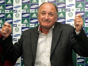 T&eacute;cnico Luis Felipe Scolari assume o Palmeiras no dia 15 de julho, ap&oacute;s a Copa do Mundo