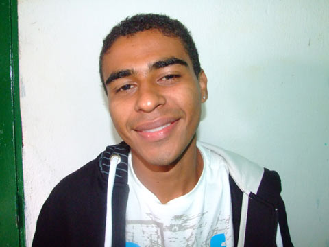 Junior - Lateral - Direito
