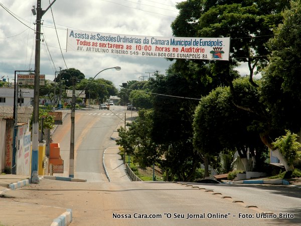 Aqui temos o exemplo da Avenida Norte Sul que hoje se chama Paulo Souto