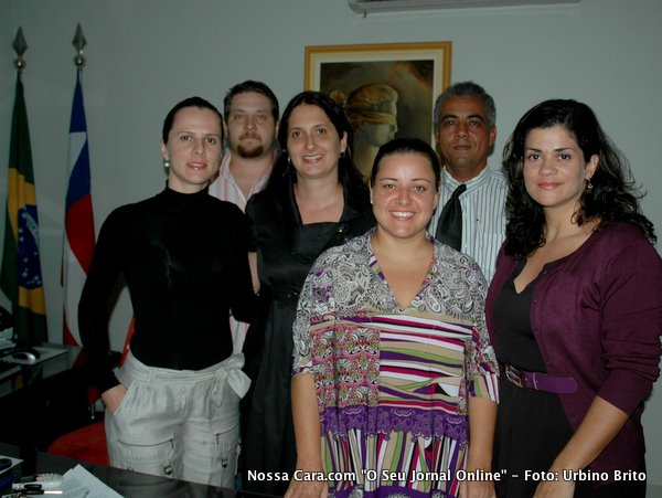Margot Kunzendorff, Felipe Vian, Valdeir Costa, Deyse Tr&iacute;pod, Roberta Tutruti e Pauline s&atilde;o os membros da comiss&atilde;o 