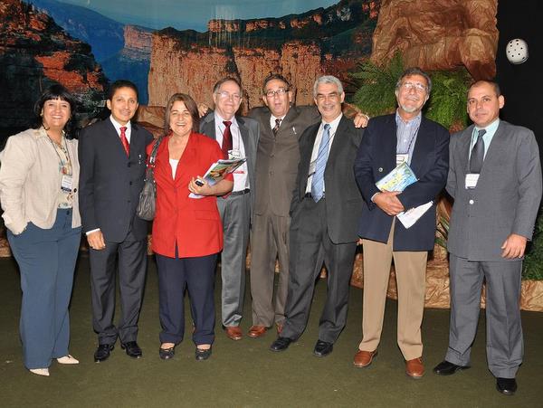 Representantes de Porto Seguro com autoridades do turismo da Bahia