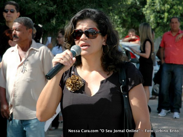 Dra. Pauline Gomes tamb&eacute;m uma das participantes da comiss&atilde;o organizadora 
