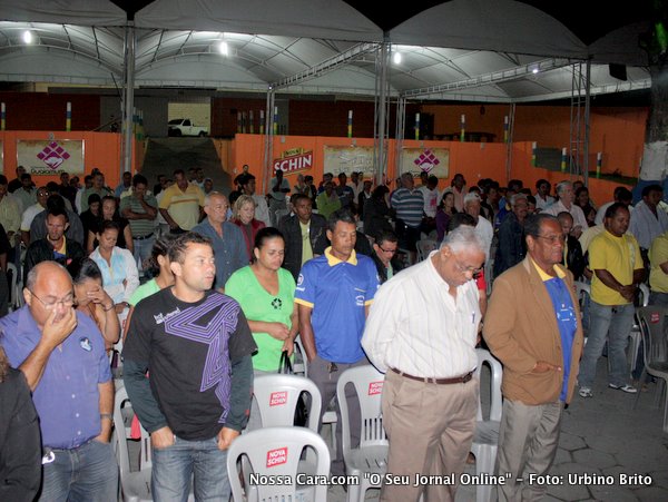 Mais de 200 profissionais do volante e mototaxistas e populares vieram prestigiar o evento