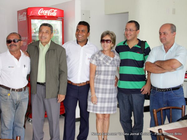Da esq/direita Evandro Lima, Dr. Ap&oacute;stolo, Abra&atilde;, Eluiza Elena, Hugo Santos e Urbino Brito