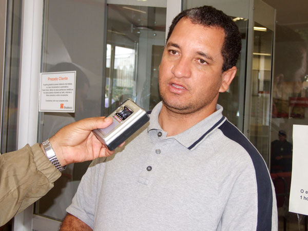 O representante da Central &Uacute;nica dos Trabalhadores-CUT, Carlos Eduardo Coimbra informou que na pauta de reivindica&ccedil;&otilde;es a categoria