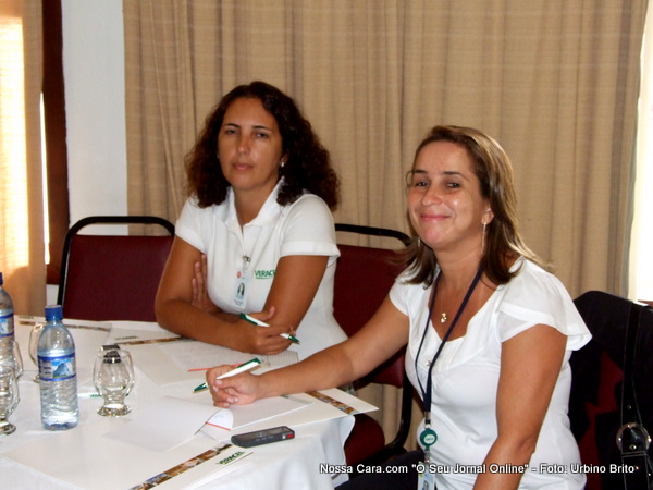 Da esq:direita Eduarda Toralles e Hilda Rodrigues duas competentes jornalistas nossas homenagens no seu dia 