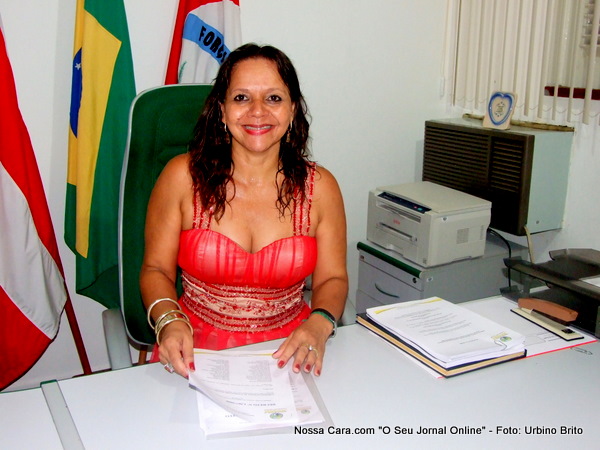 Parab&eacute;ns minha amiga prefeita de Jussari, Neone Cordeiro, o dia da mulher deveria ser comemorado todos os dias pois todo o dia &eacute; dia da mulher 