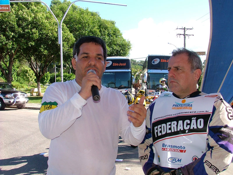 Aurora, o organizador da prova e Rui Nunes (Federa&ccedil;&atilde;o Baiana de Motociclismo)