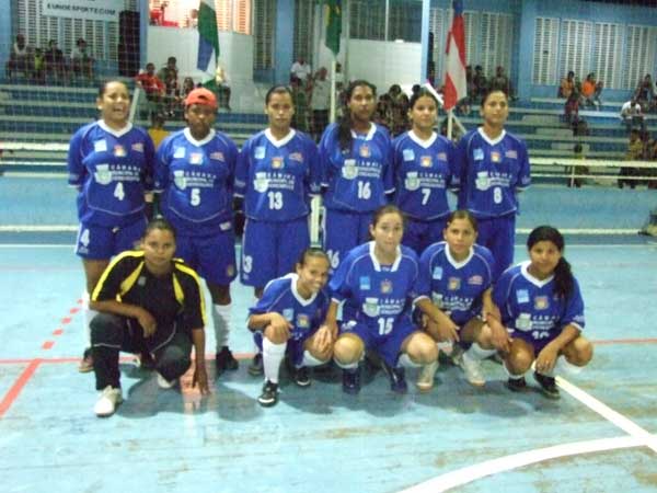 Time de futebol feminino de Eun&aacute;polis