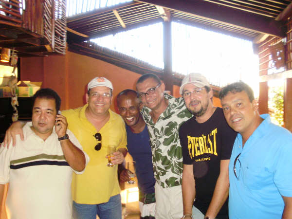 Marcelo - Ex-aluno Marcelo(esquerda), filho do Sr. Arnaldo Silva Lima - garoto bom de bola na quadra do pestalozzi