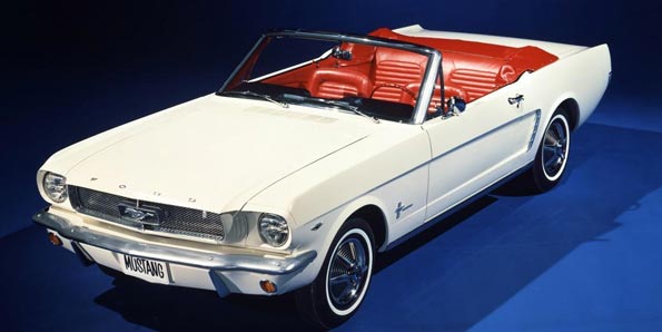 6) Ford Mustang- Tamb&eacute;m lan&ccedil;ado em 1964, (Foto: Divulga&ccedil;&atilde;o)