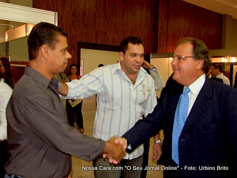 Da esq/direira Edinaldo Silva Torres (secret&aacute;rio de Agricultura) ao centro Rafael Martins Ribeiro (secret&aacute;rio de Planejamento) com o ministro Geddel Vieira Lima 