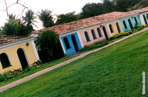 Casar&otilde;es coloniais da cidade hist&oacute;rica em Porto Seguro