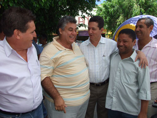 Da esq/direita Paulo Dap&eacute;, Jorge Brito e Geraldo Som&otilde;es