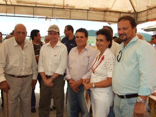 Da esq/direita Diogo Beth&ocirc;nico, Geraldo Sim&otilde;es, Paulo Dap&eacute;, Eline Beth&ocirc;nico e Dr. Altair