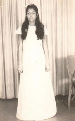 Foto: Amorim de Abdias Ca&iacute;res Amorim   Sra. Irene Sandes Filha do casal Nelson e Rita Sandes  Foto do ano de 1972
