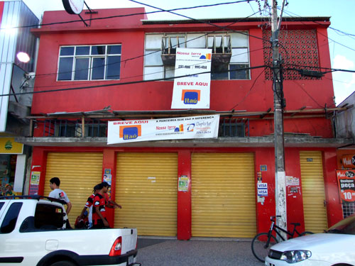 Pr&eacute;dio da &Iacute;ndia M&oacute;veis e onde ser&aacute; o Banco Iatau 