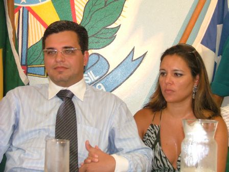 O prefeito Junior Dap&eacute; momentos antes da posse