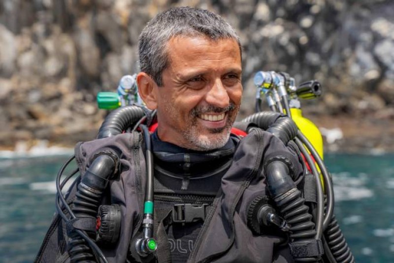 Foto: Rolex/Reprodução - Luiz Rocha: atualmente, o cientista está explorando águas profundas do Oceano Índico.