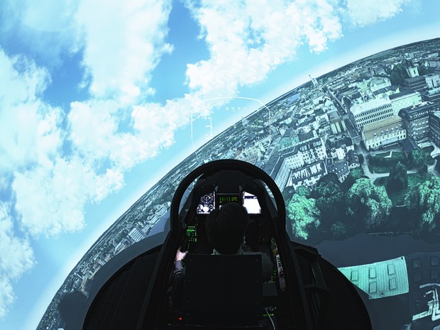 Simulador do Gripen na Su�cia (Foto: Saab/divulga��o)