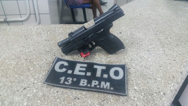 A pistola do policial foi encontrada com Anderson e apreendida pela Caema