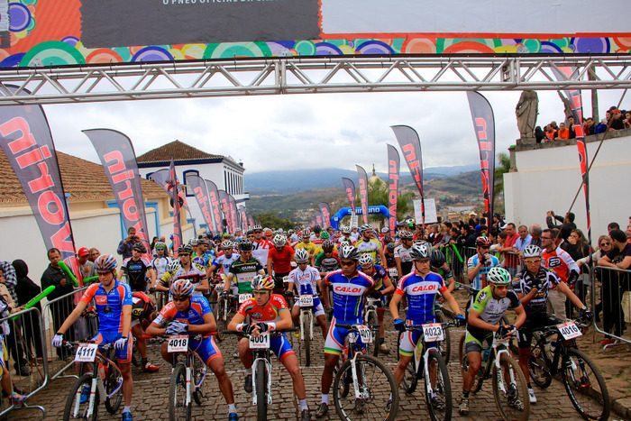 Largada do XCM em Congonhas ano passado - Foto: Bruno Fernandes / Noispedala
